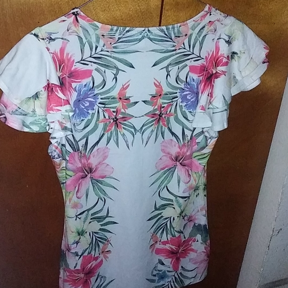 Top - Picture 3 of 4